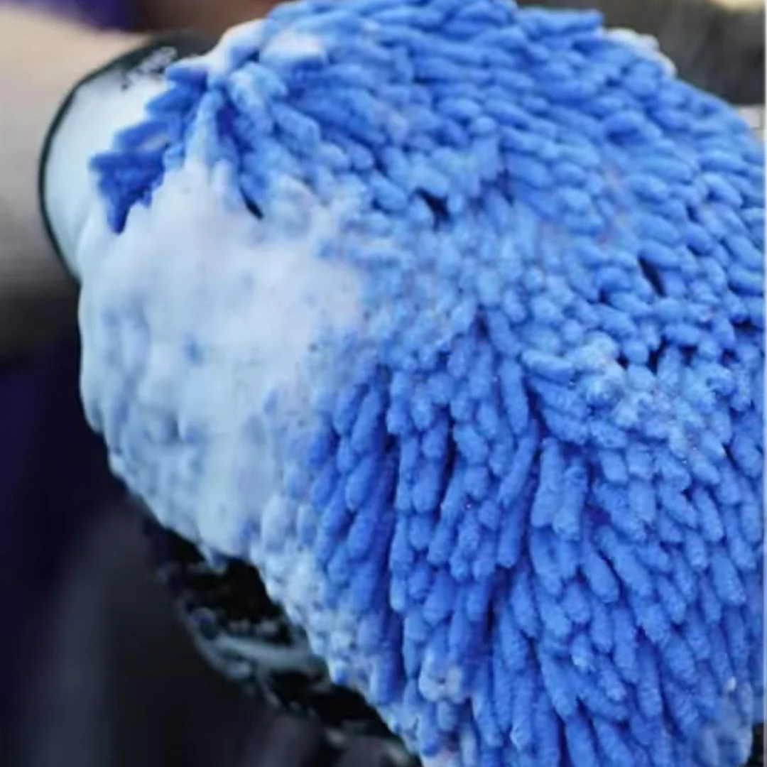 Chemicalworkz Chenille Wash Mitt - Blue - Image 3