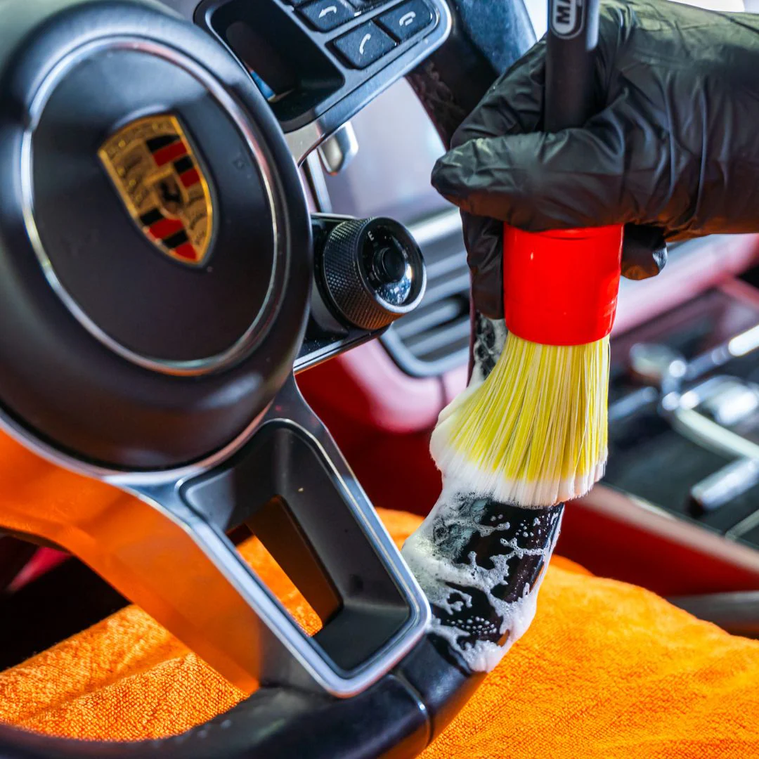 Maniac Leather Cleaner 500ml - Image 3