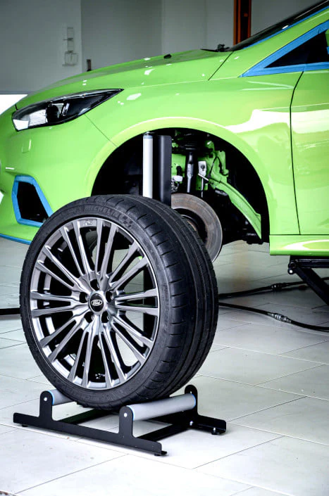 Poka Premium Wheel Stand - Image 5