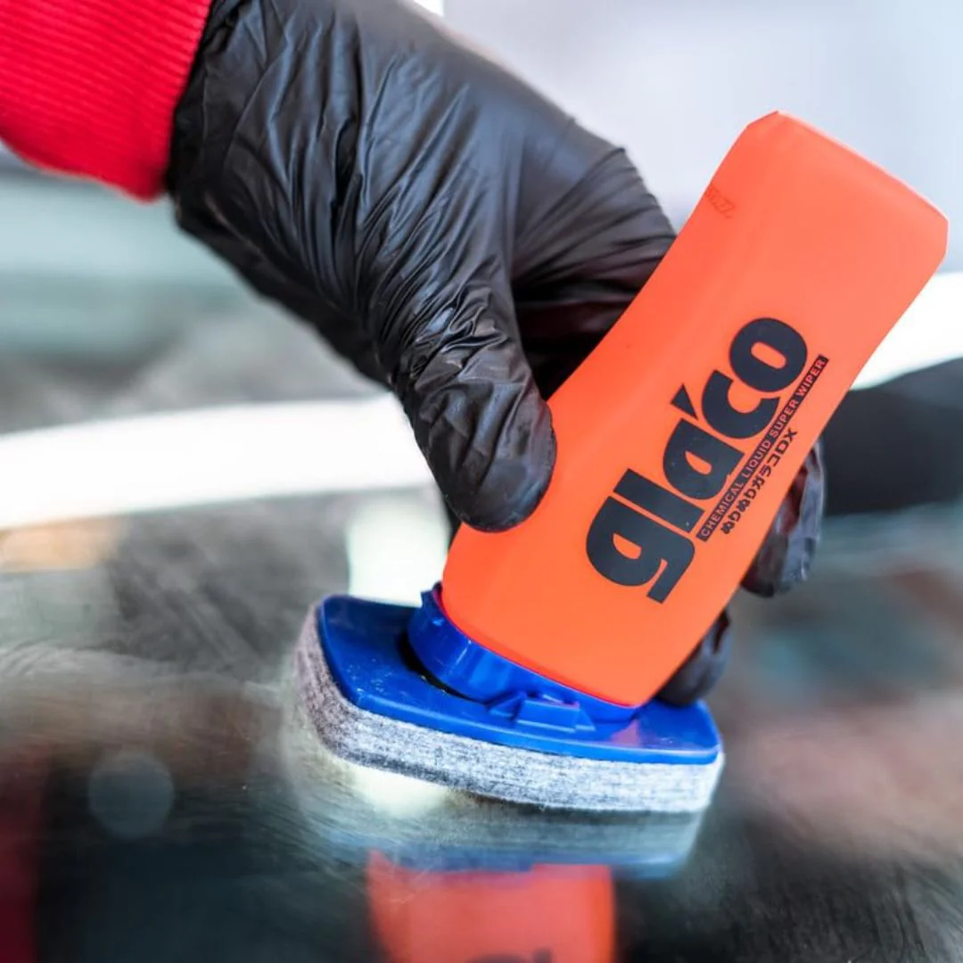SOFT99 Glaco DX & Glaco Glass Compound Roll On Kit - Image 7