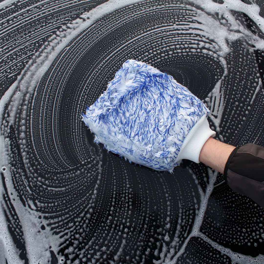 WashMe Deep Pile Microfibre Wash Mitt - Image 5