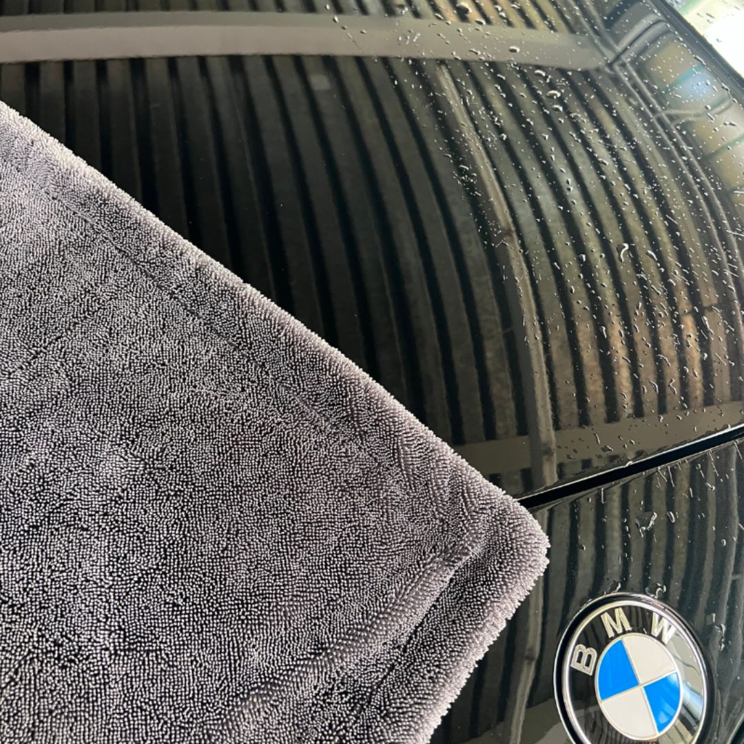 WashMe Twisted XXL V2 Drying Towel (1400gsm/120x80cm) - Image 7